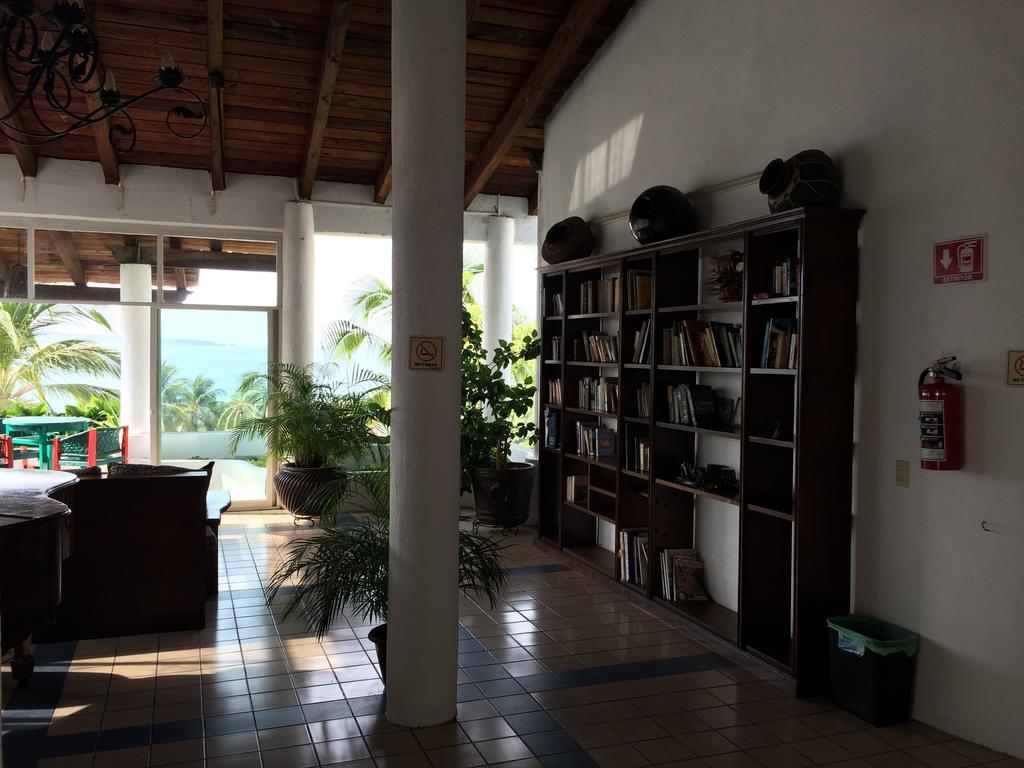 Hotel Mayflower Puerto Escondido  Exterior photo