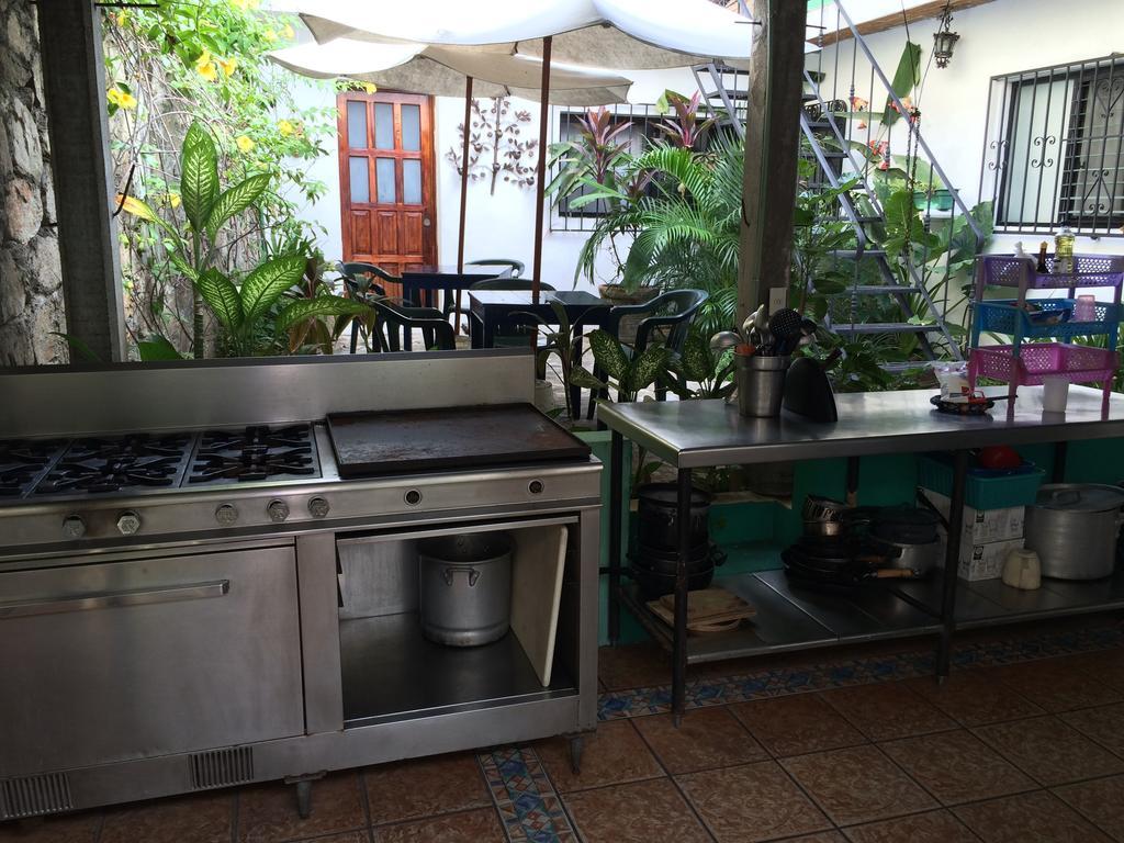 Hotel Mayflower Puerto Escondido  Exterior photo