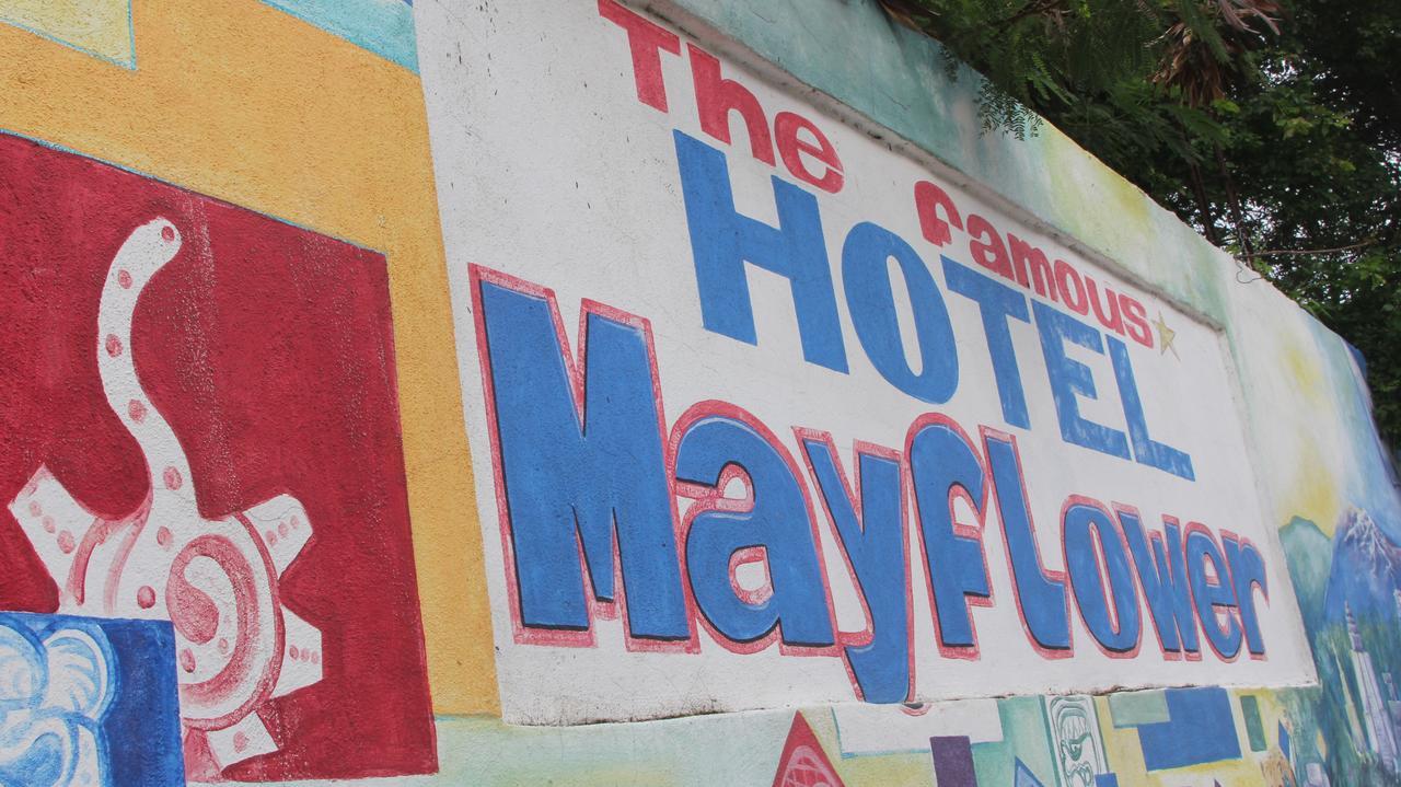 Hotel Mayflower Puerto Escondido  Exterior photo