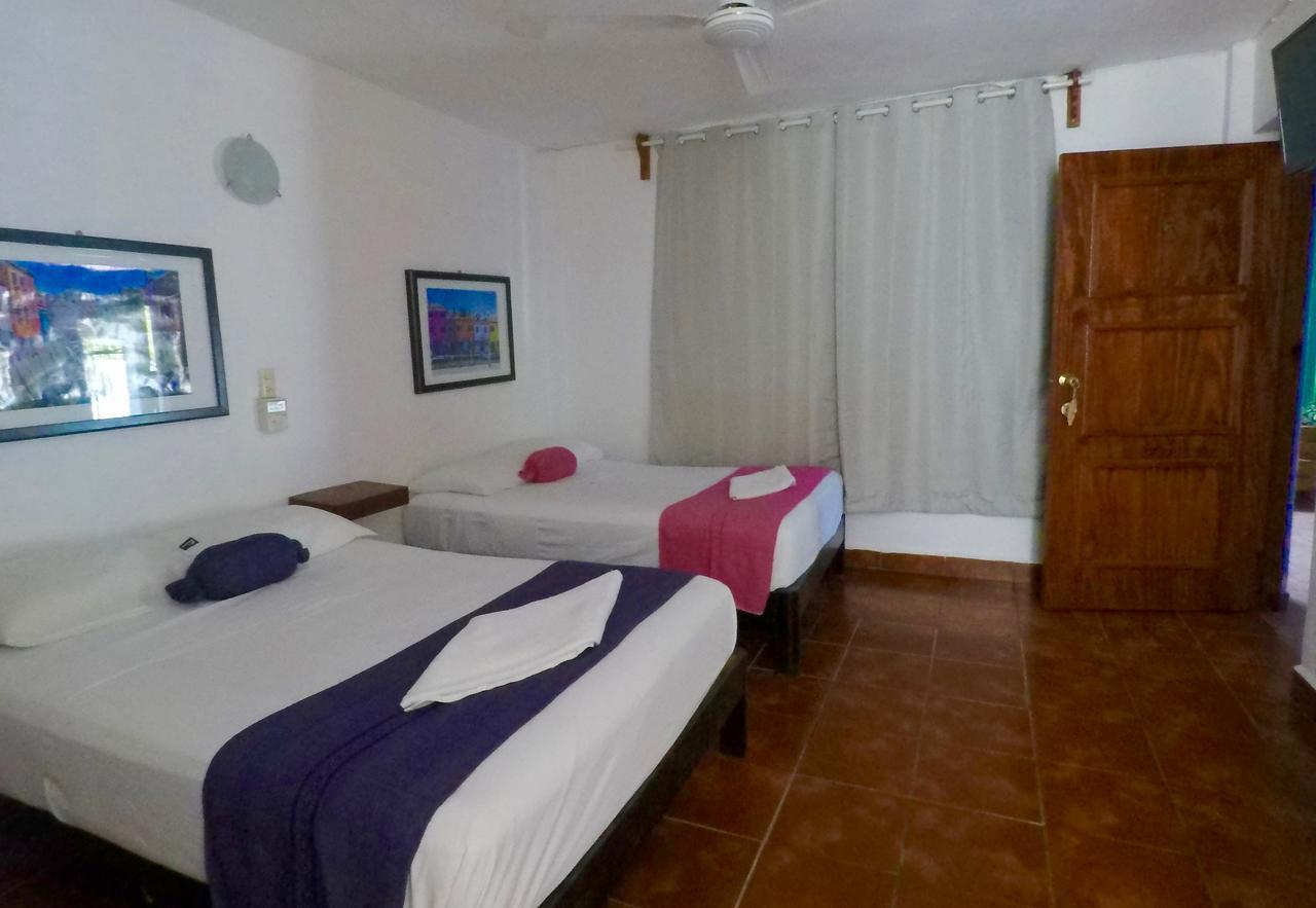 Hotel Mayflower Puerto Escondido  Exterior photo