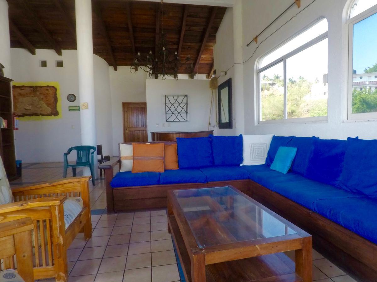 Hotel Mayflower Puerto Escondido  Exterior photo