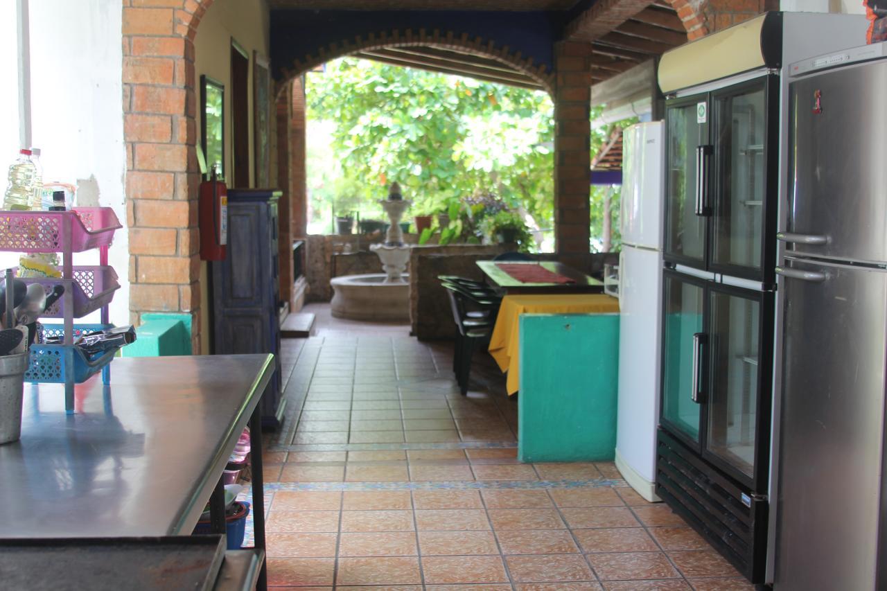 Hotel Mayflower Puerto Escondido  Exterior photo